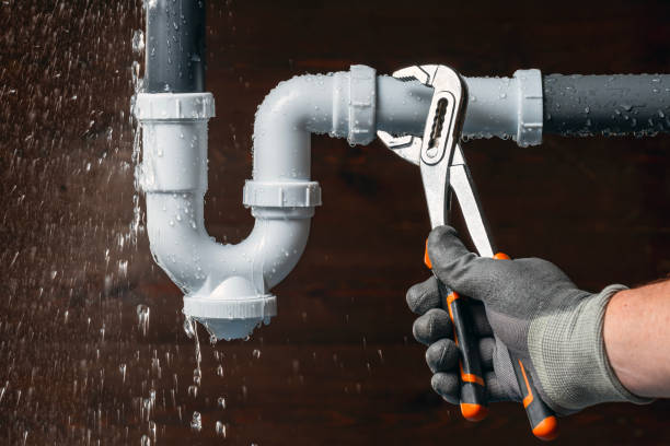 Professional Pipe Repair technician working in Wolf Lake, IL